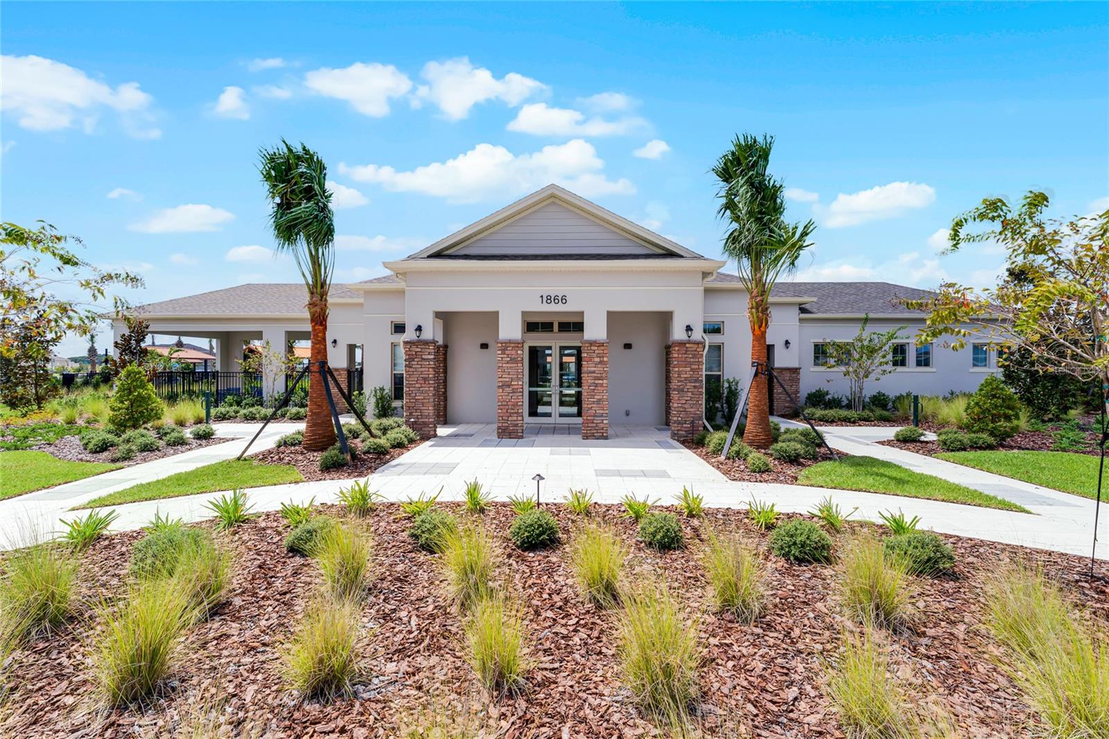 1804 HOWARD MESA Dr KISSIMMEE, FL 34744