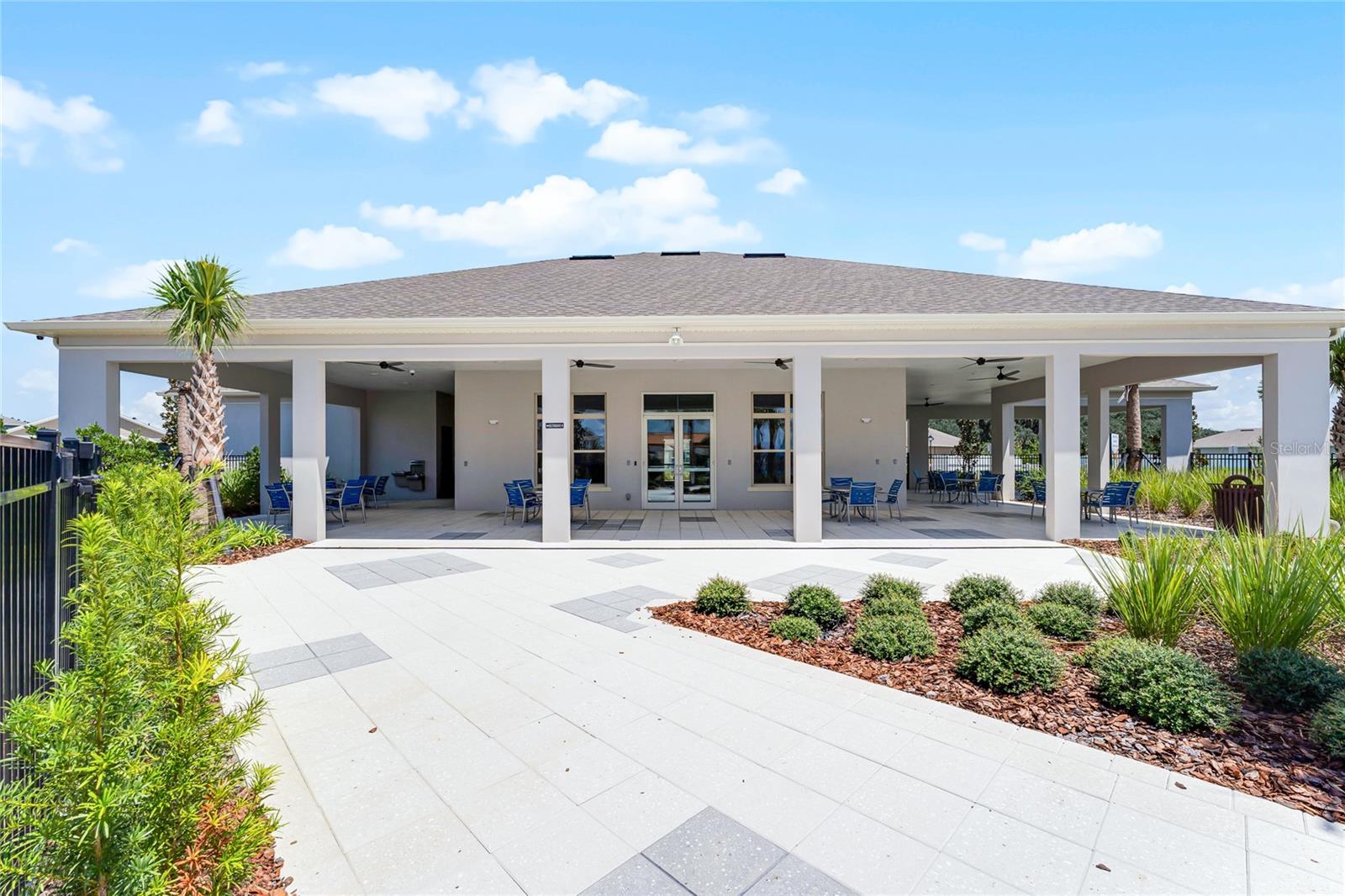 1804 HOWARD MESA Dr KISSIMMEE, FL 34744