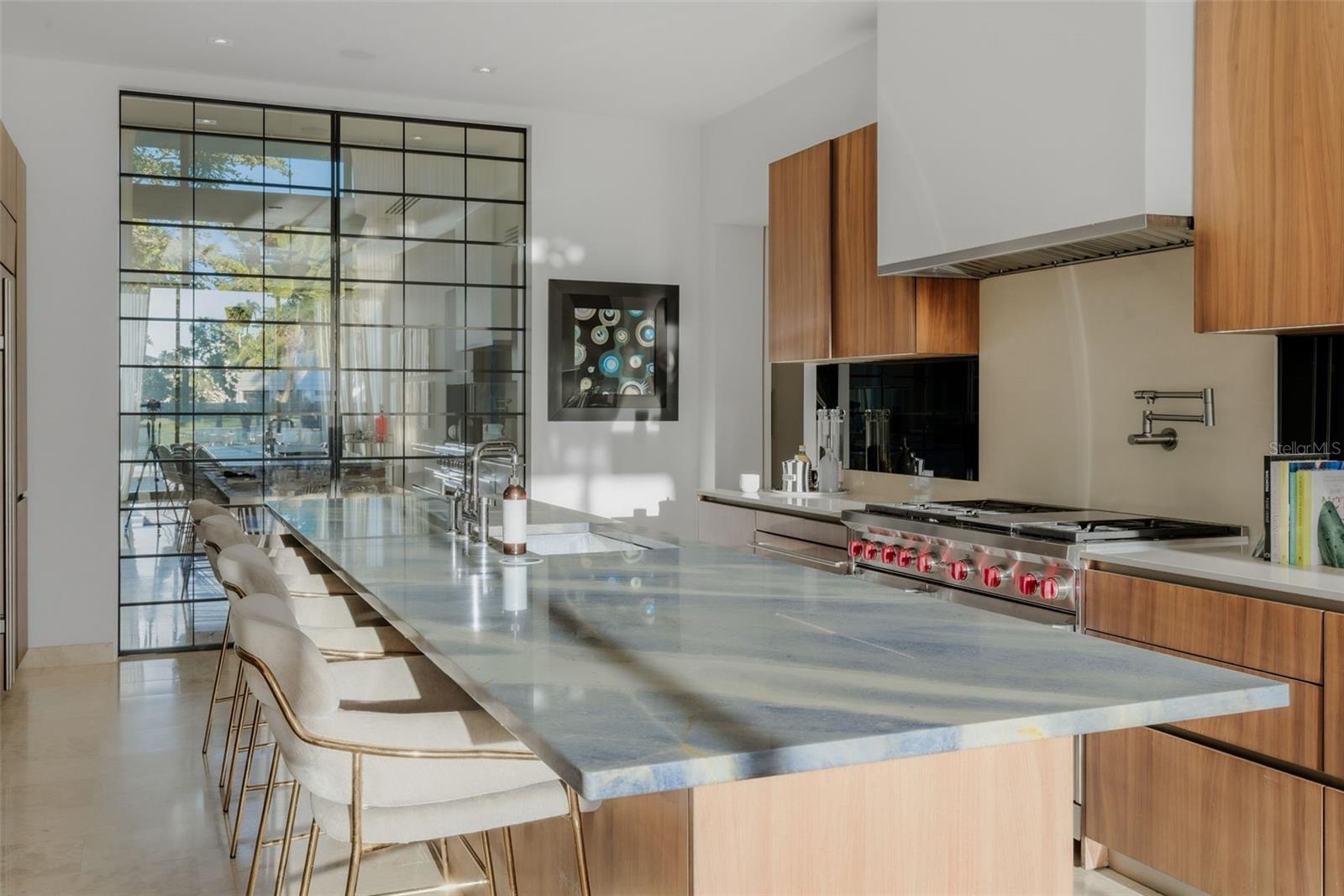 200 DORADO Bch Dr #2210 DORADO, PR 00646