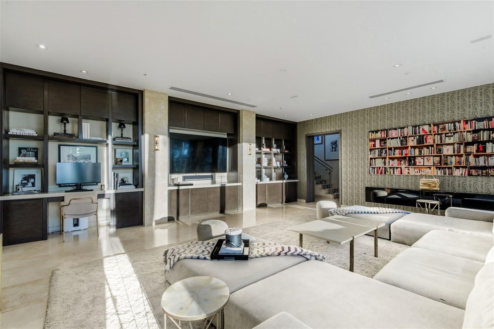 200 DORADO Bch Dr #2210 DORADO, PR 00646