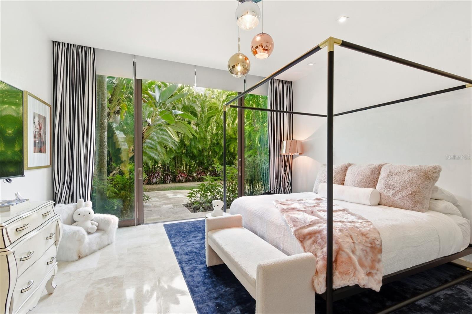 200 DORADO Bch Dr #2210 DORADO, PR 00646