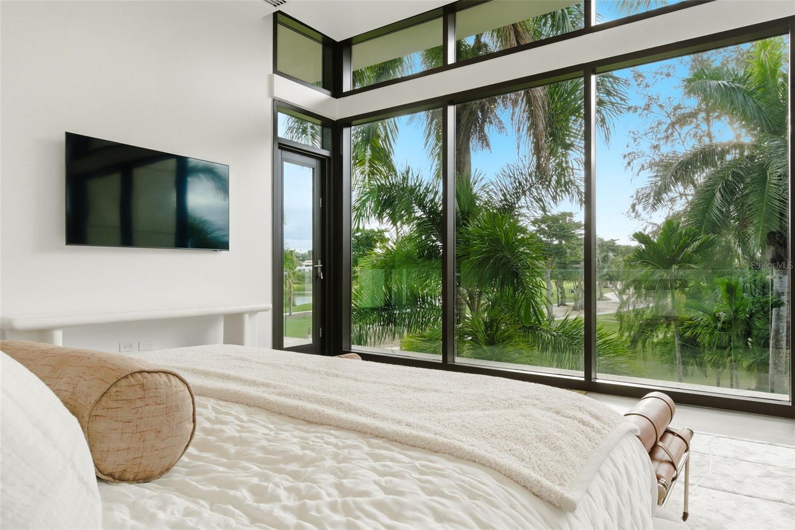 200 DORADO Bch Dr #2210 DORADO, PR 00646