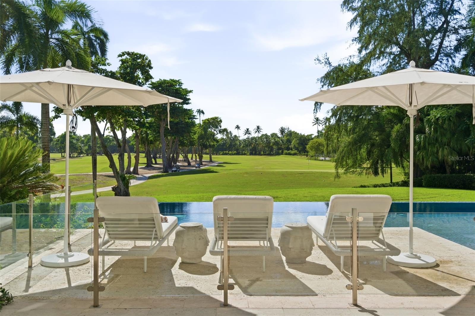 200 DORADO Bch Dr #2210 DORADO, PR 00646