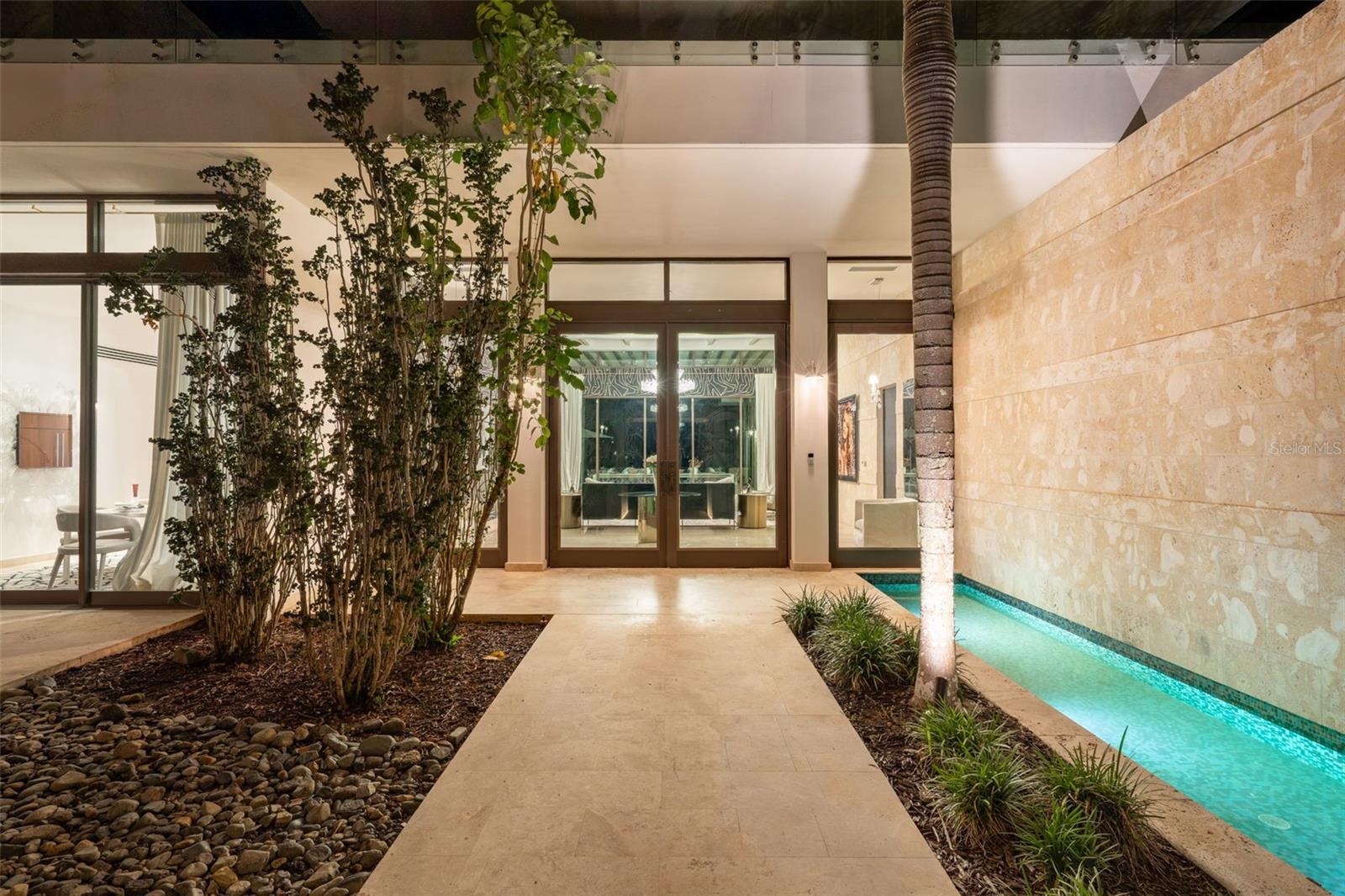 200 DORADO Bch Dr #2210 DORADO, PR 00646