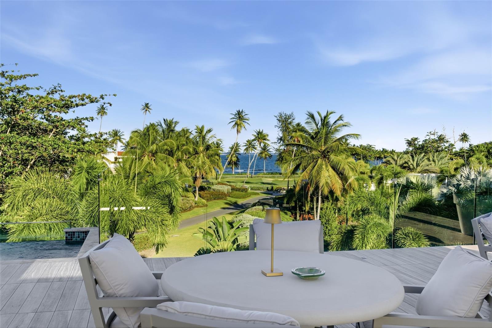 200 DORADO Bch Dr #2210 DORADO, PR 00646