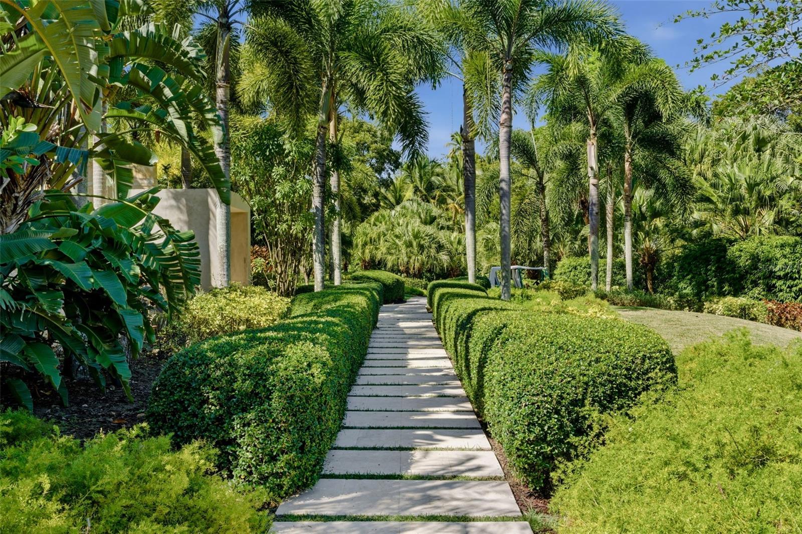 200 DORADO Bch Dr #2210 DORADO, PR 00646