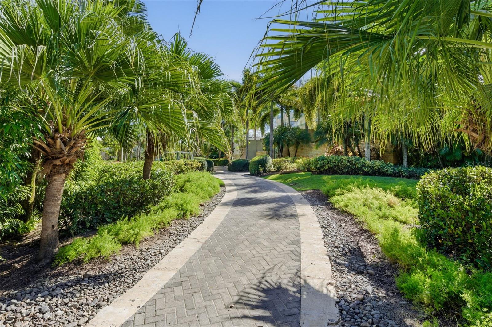 200 DORADO Bch Dr #2210 DORADO, PR 00646