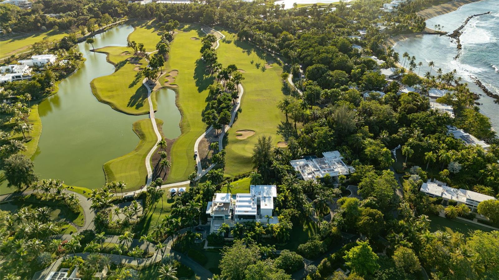 200 DORADO Bch Dr #2210 DORADO, PR 00646