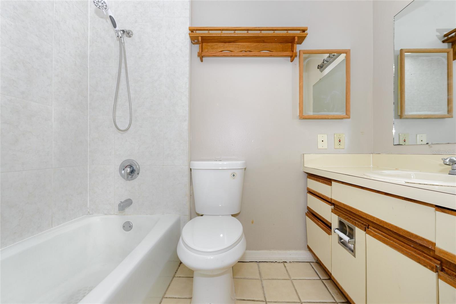 1023 Spg MEADOW Dr #1023 KISSIMMEE, FL 34741