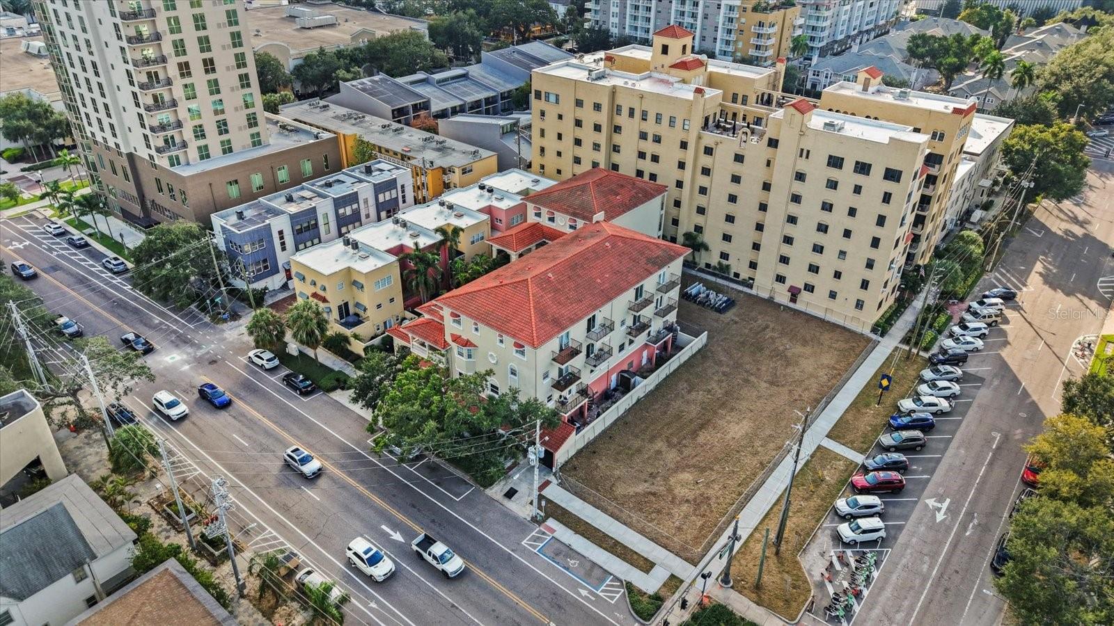 340 1ST St #D ST PETERSBURG, FL 33701