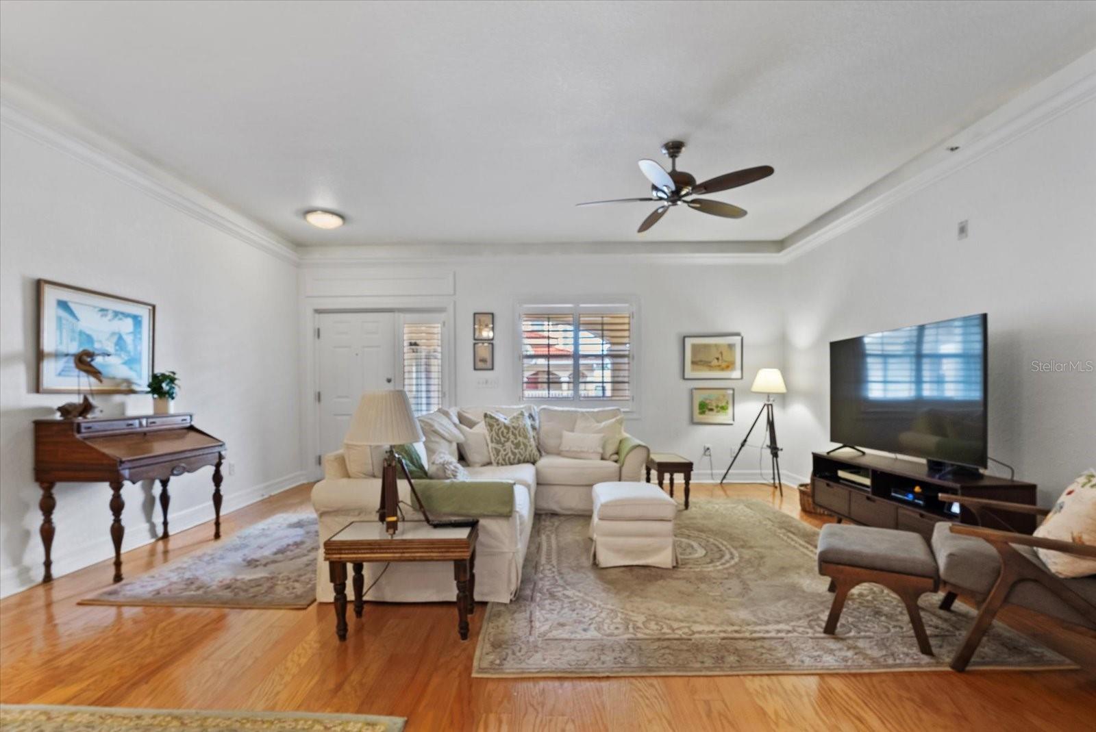 340 1ST St #D ST PETERSBURG, FL 33701