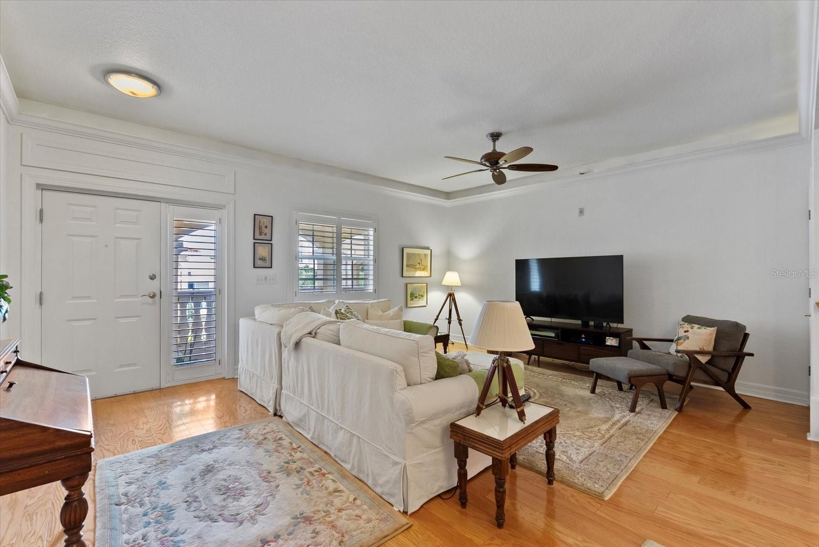 340 1ST St #D ST PETERSBURG, FL 33701