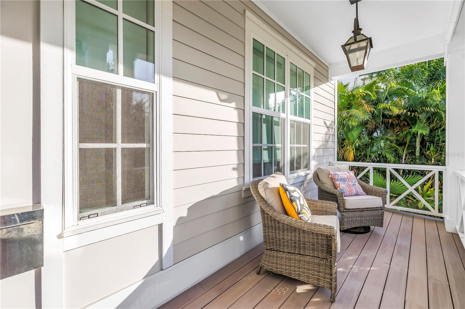 135 19TH Ave ST PETERSBURG, FL 33704