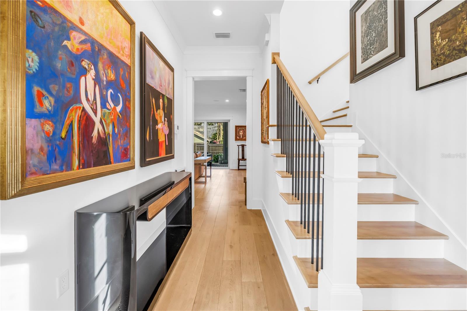 135 19TH Ave ST PETERSBURG, FL 33704