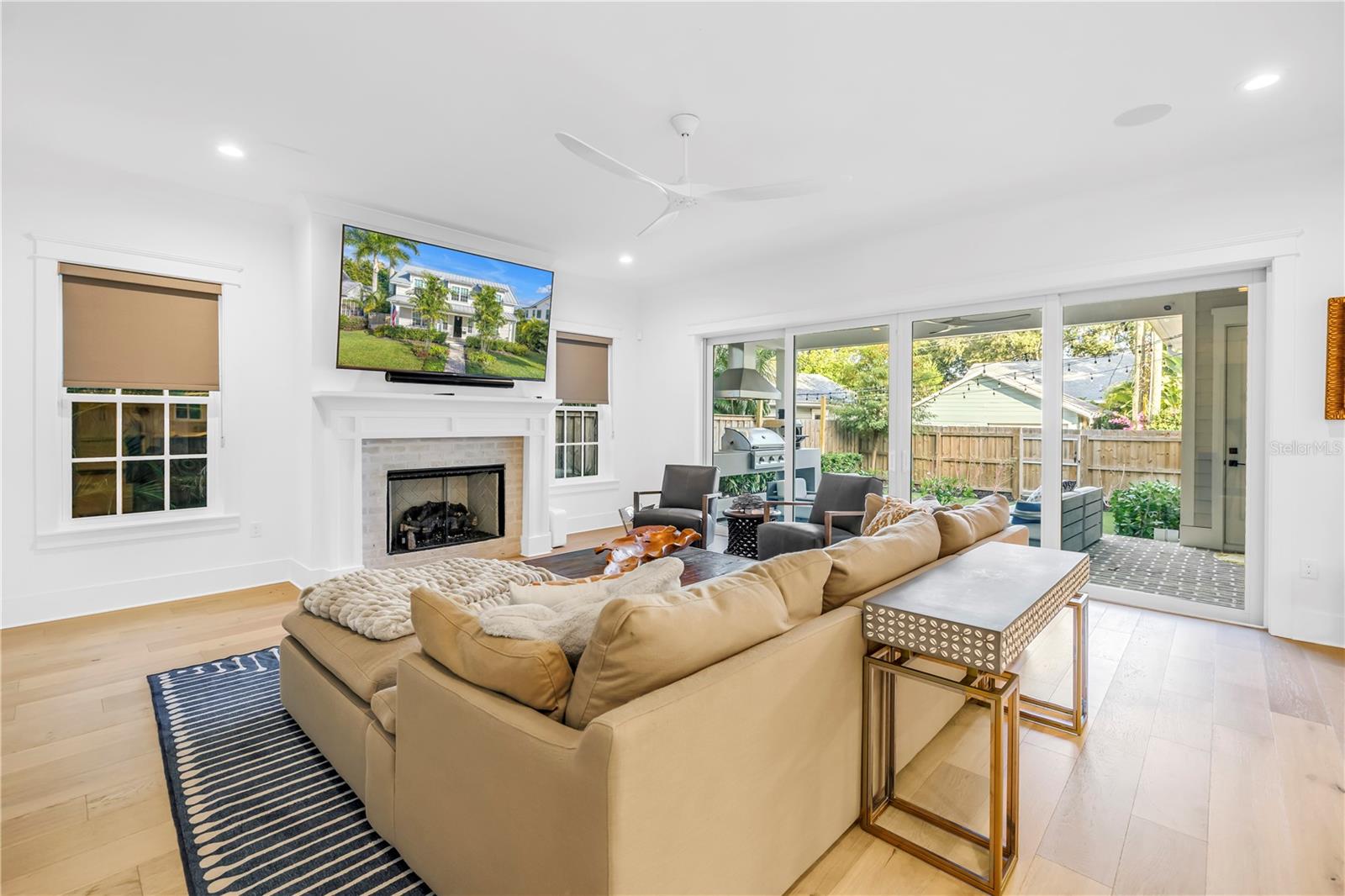 135 19TH Ave ST PETERSBURG, FL 33704