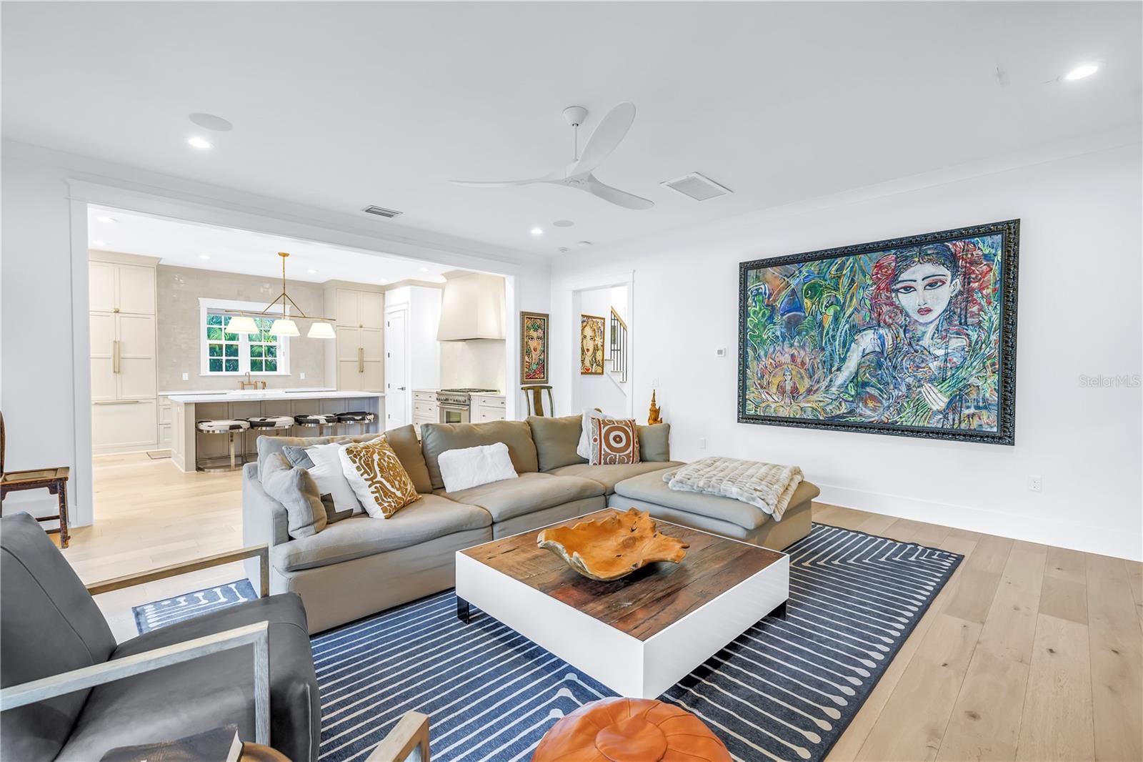 135 19TH Ave ST PETERSBURG, FL 33704