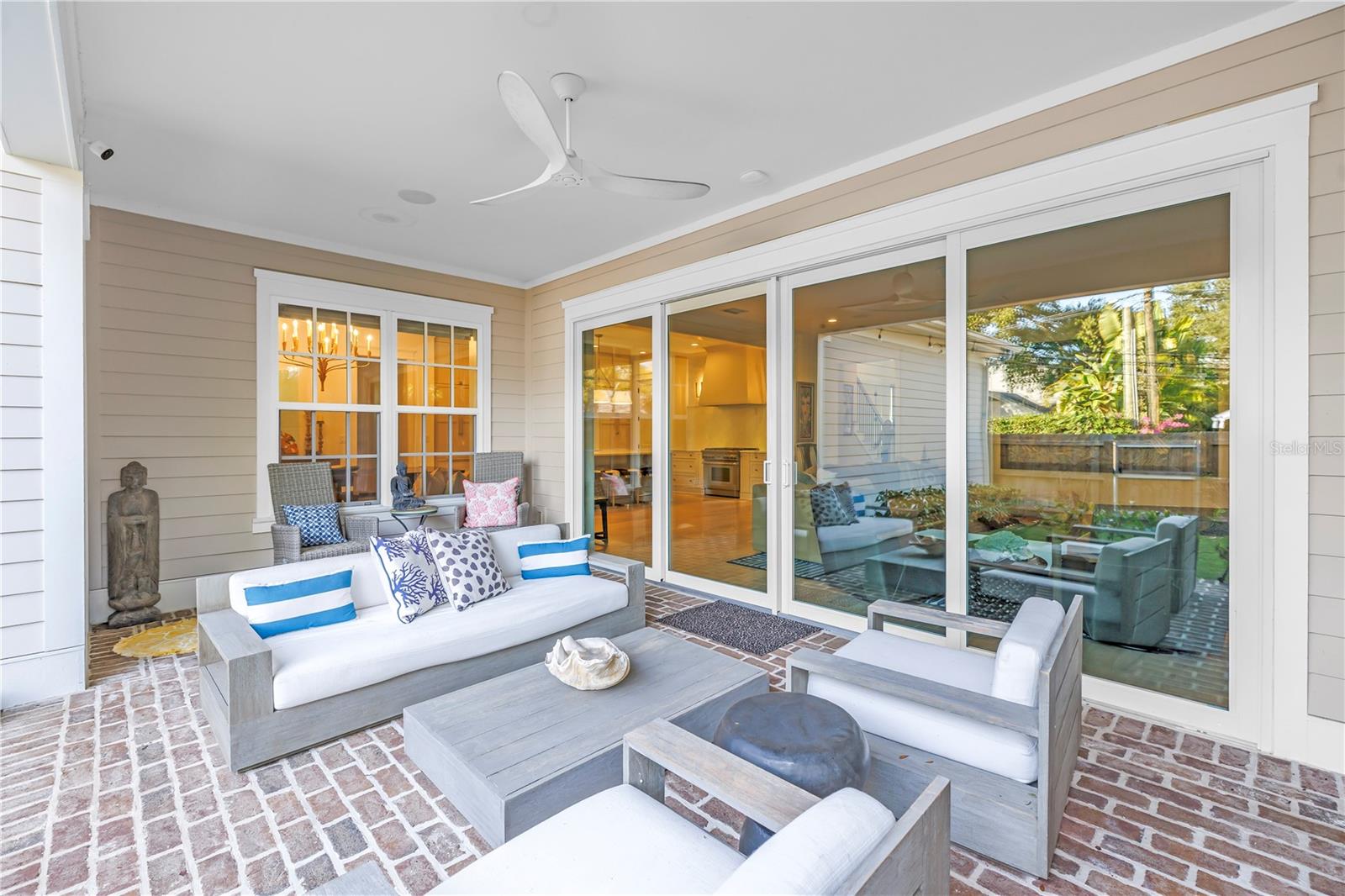 135 19TH Ave ST PETERSBURG, FL 33704