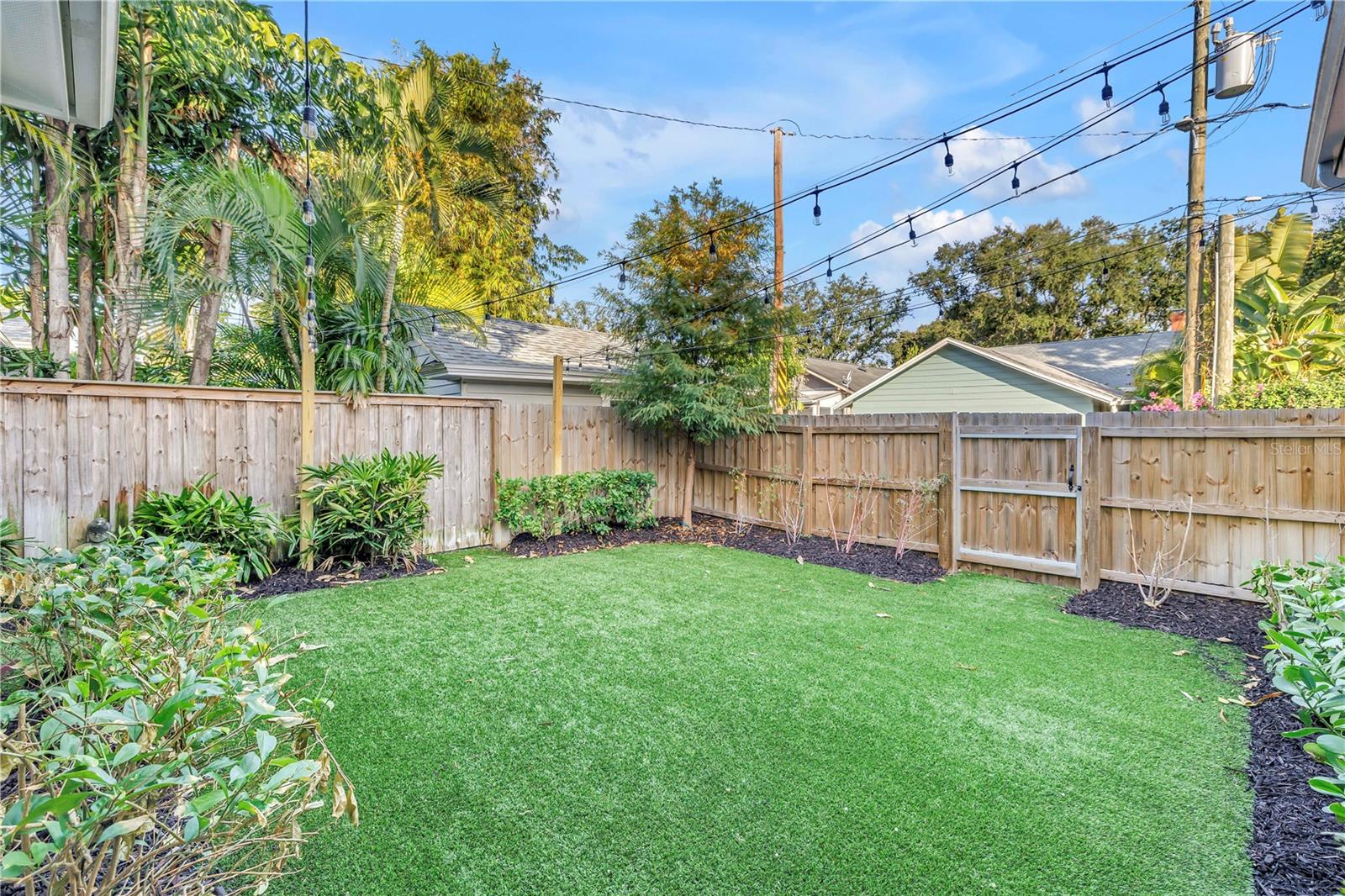 135 19TH Ave ST PETERSBURG, FL 33704