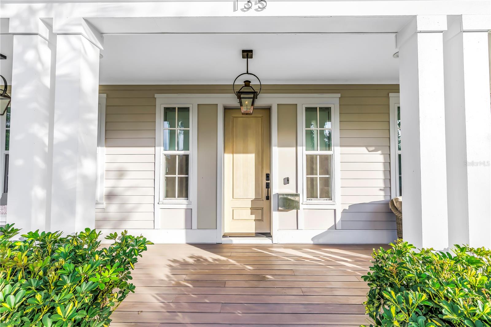 135 19TH Ave ST PETERSBURG, FL 33704