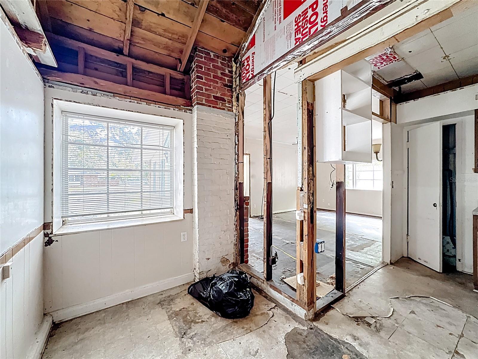 216 24TH St BRADENTON, FL 34205