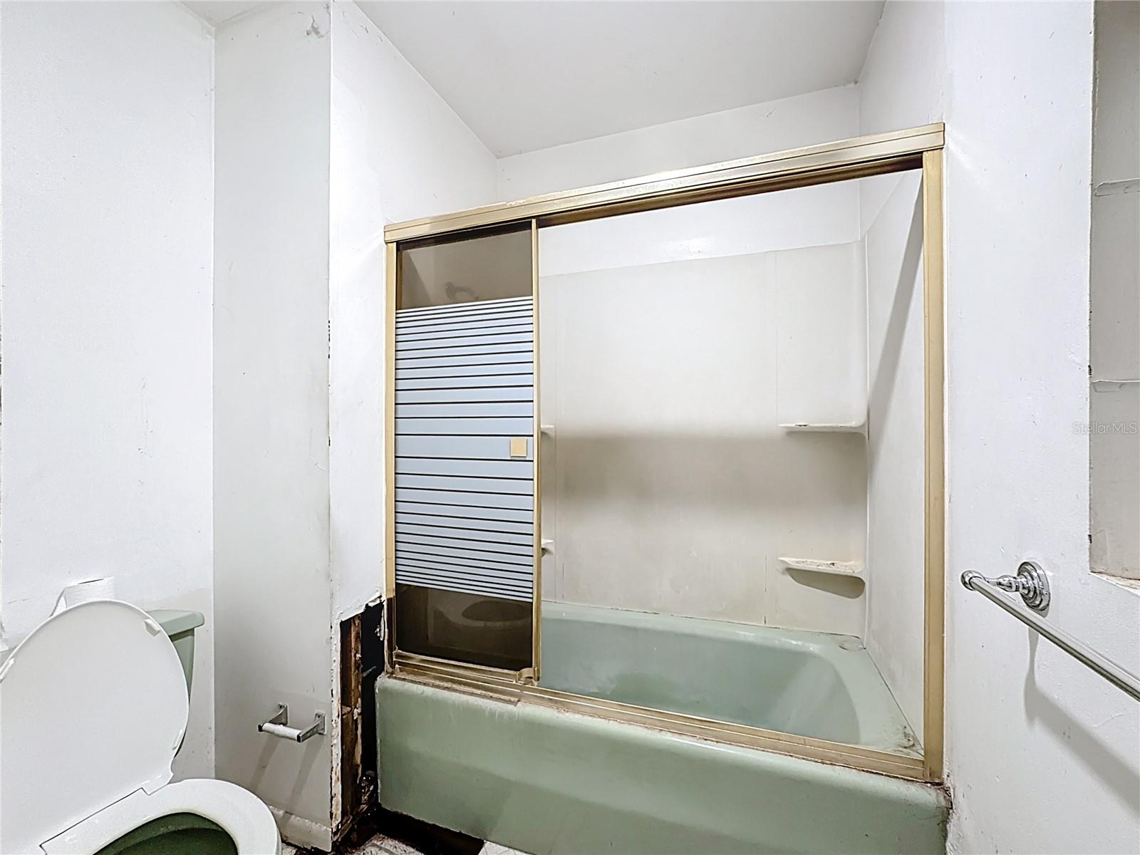 216 24TH St BRADENTON, FL 34205