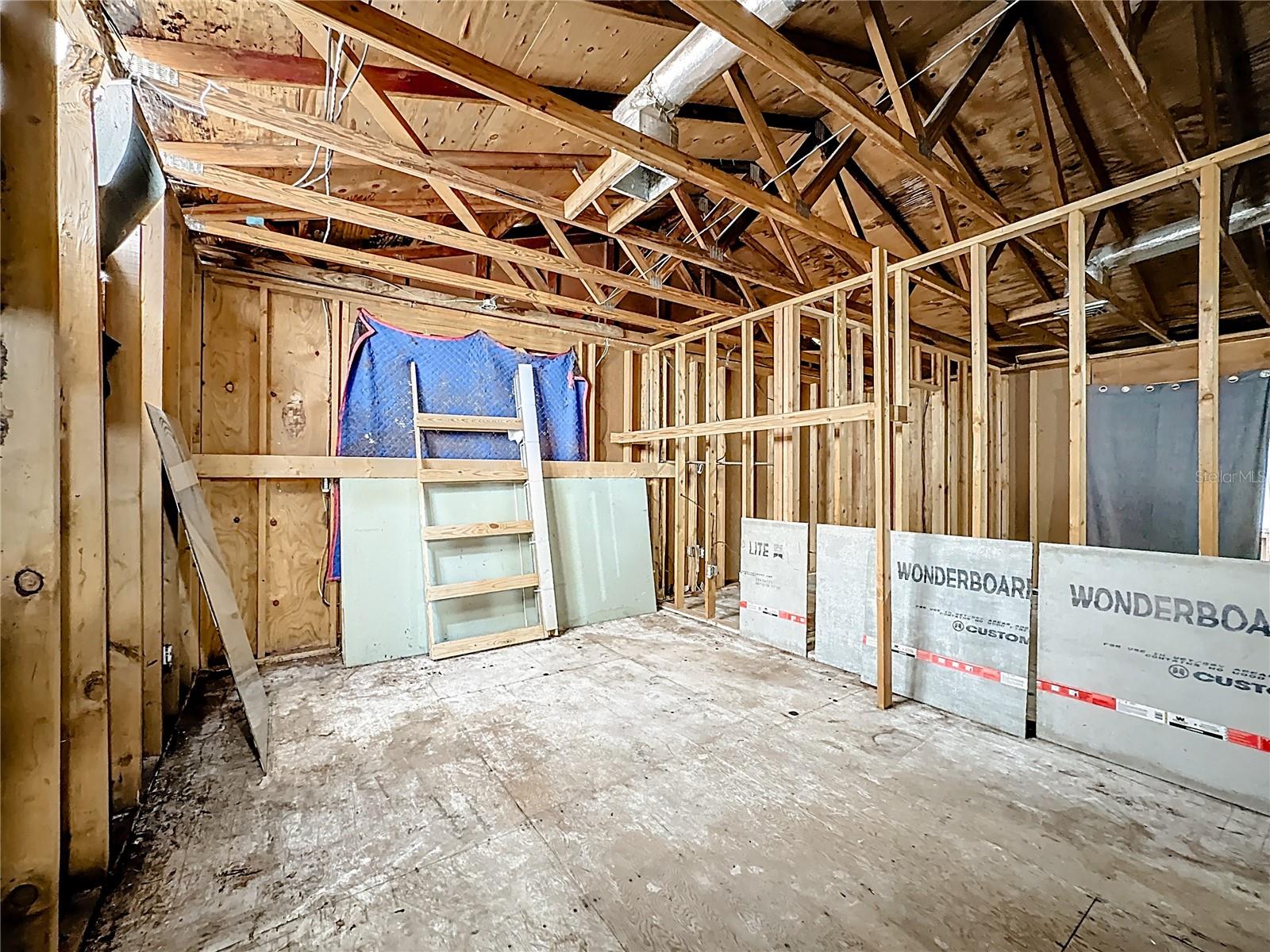 216 24TH St BRADENTON, FL 34205