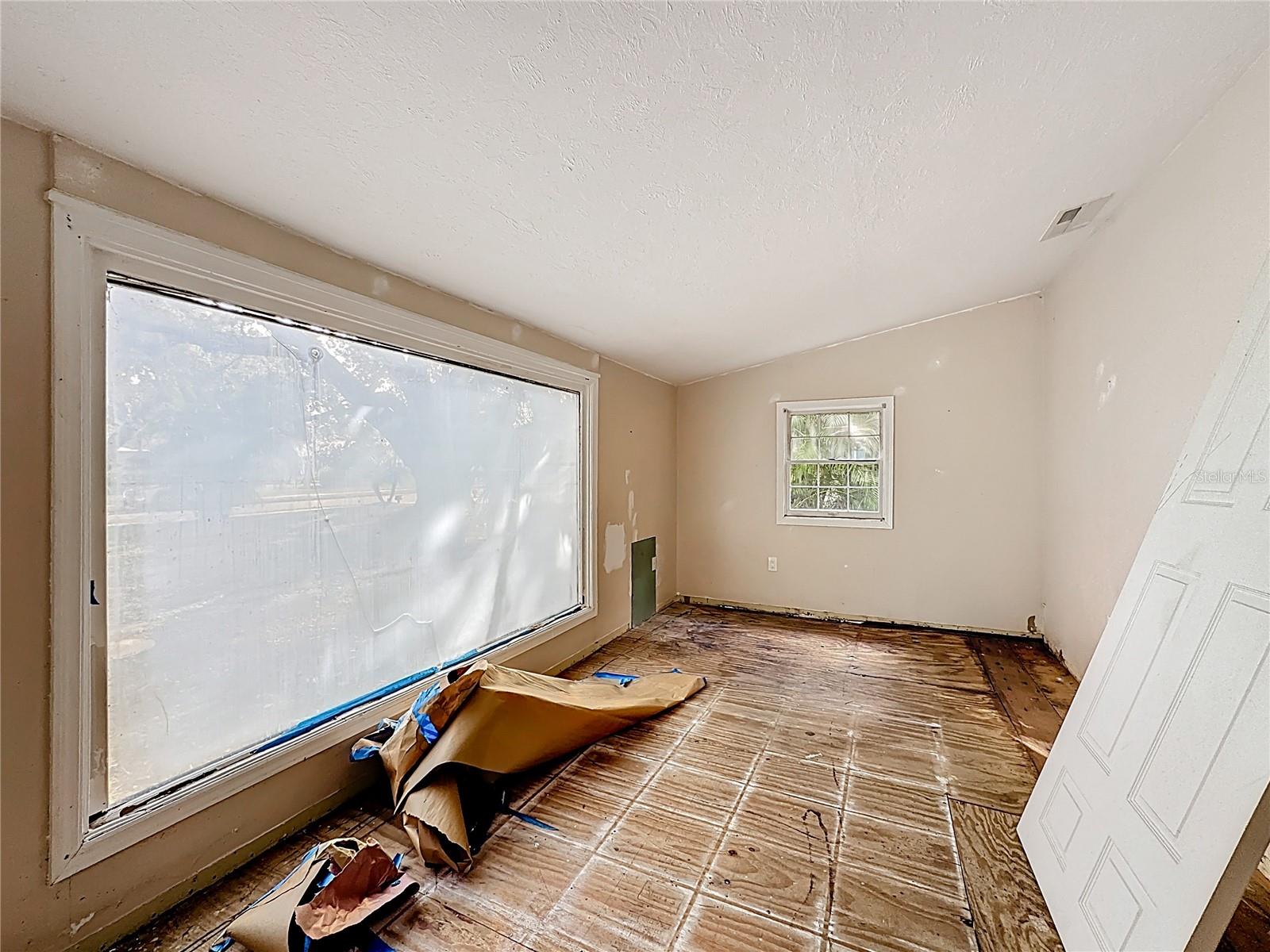 216 24TH St BRADENTON, FL 34205