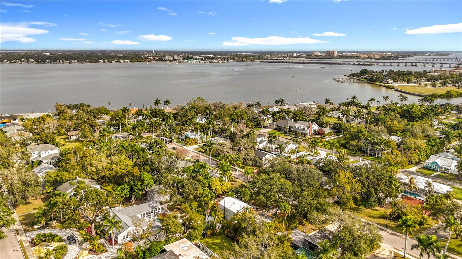 216 24TH St BRADENTON, FL 34205