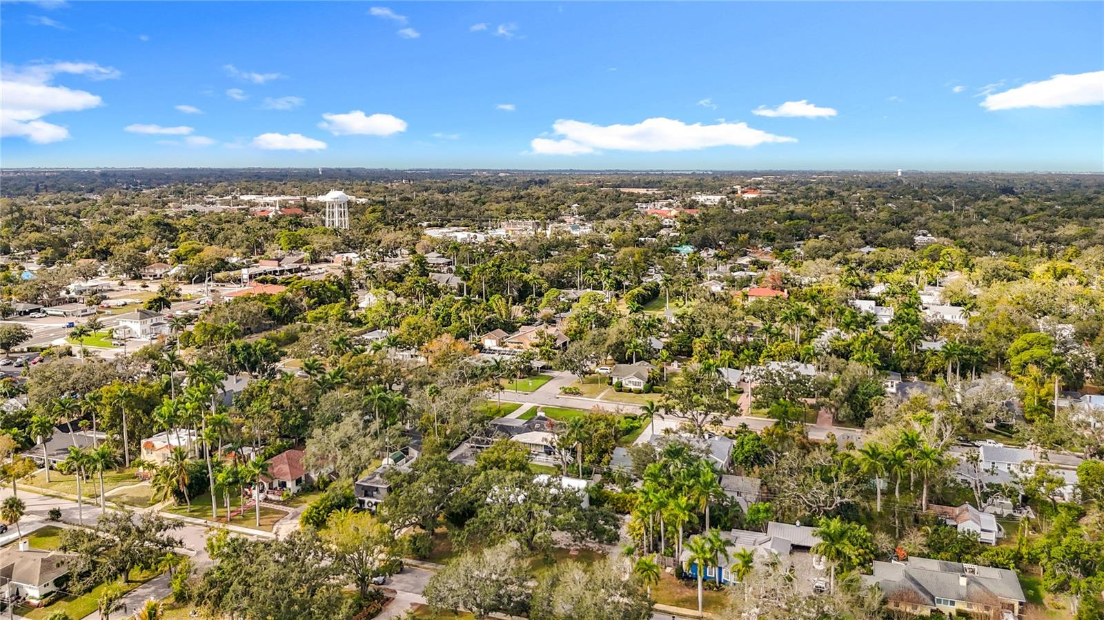 216 24TH St BRADENTON, FL 34205