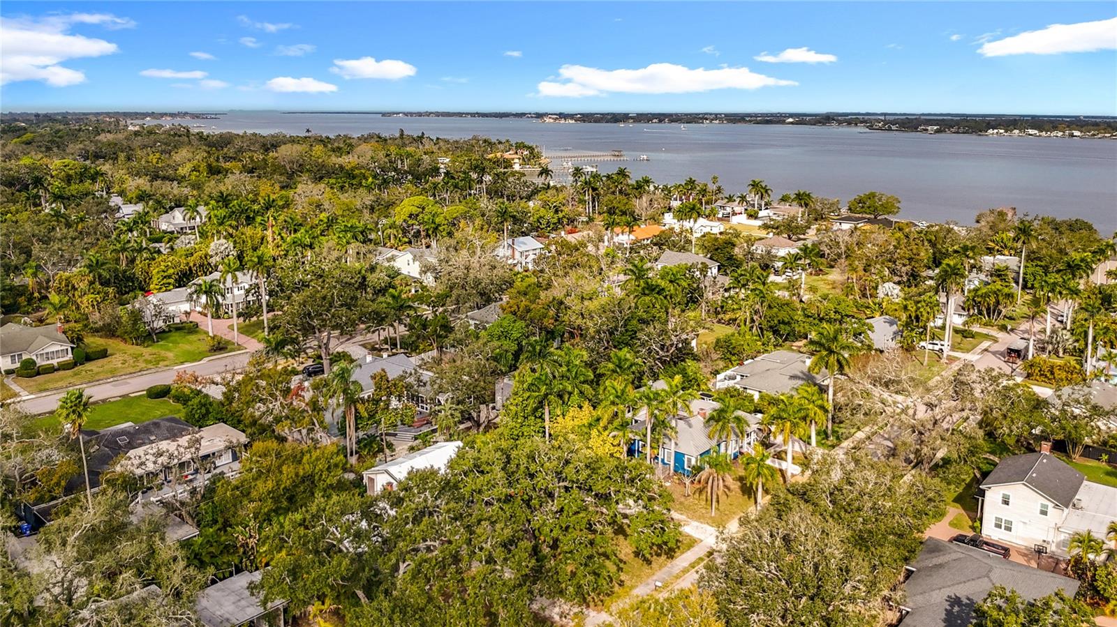 216 24TH St BRADENTON, FL 34205