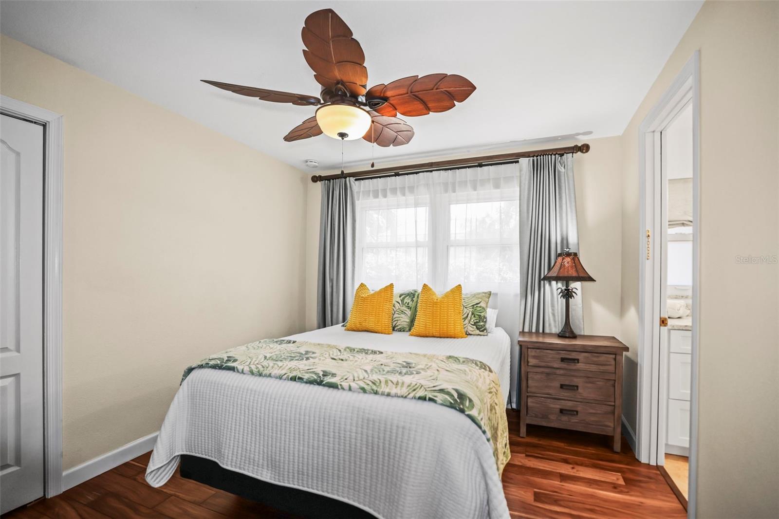 1600 Park St ST PETERSBURG, FL 33710