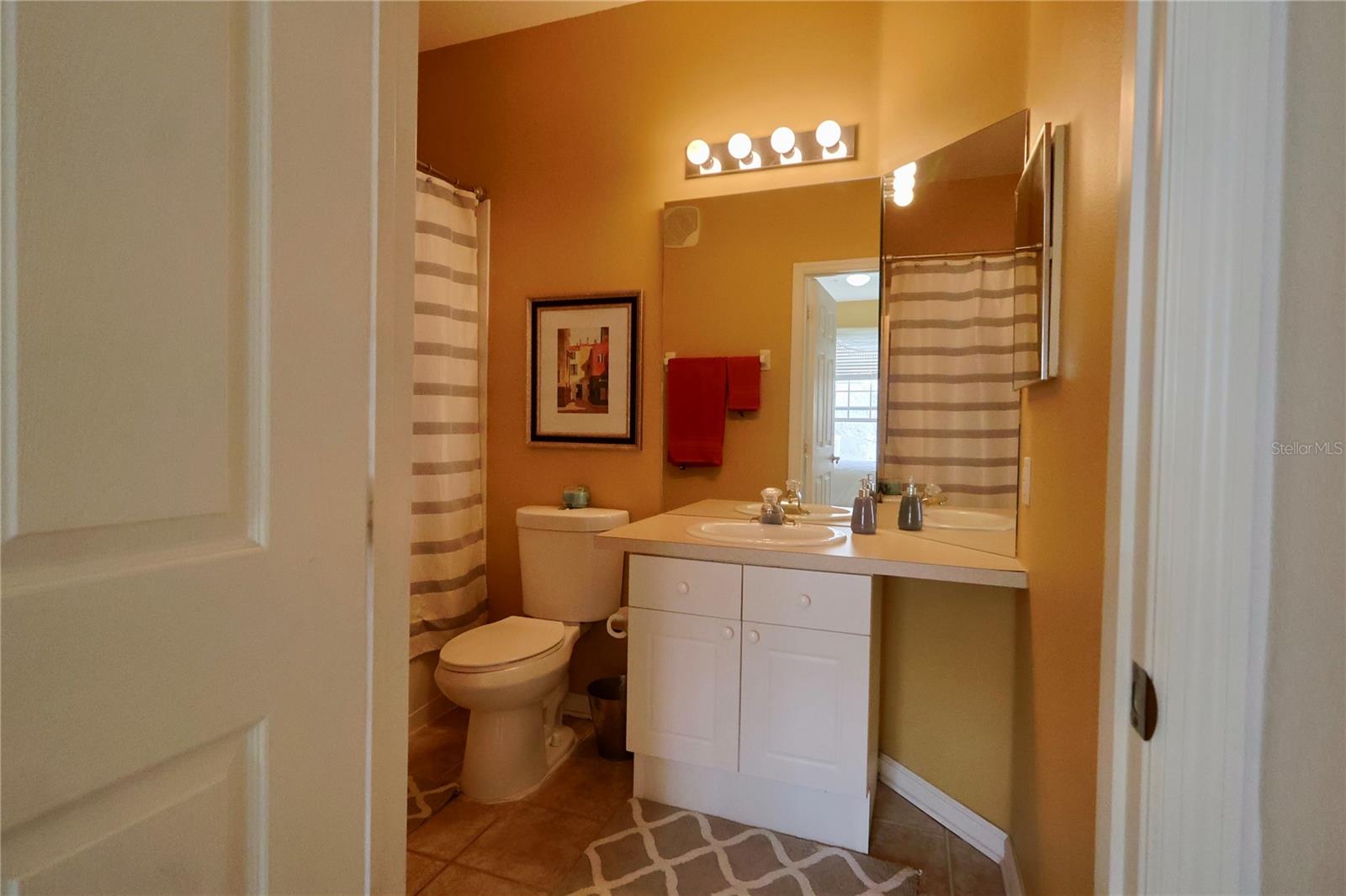 2305 SILVER PALM Dr #304 KISSIMMEE, FL 34747