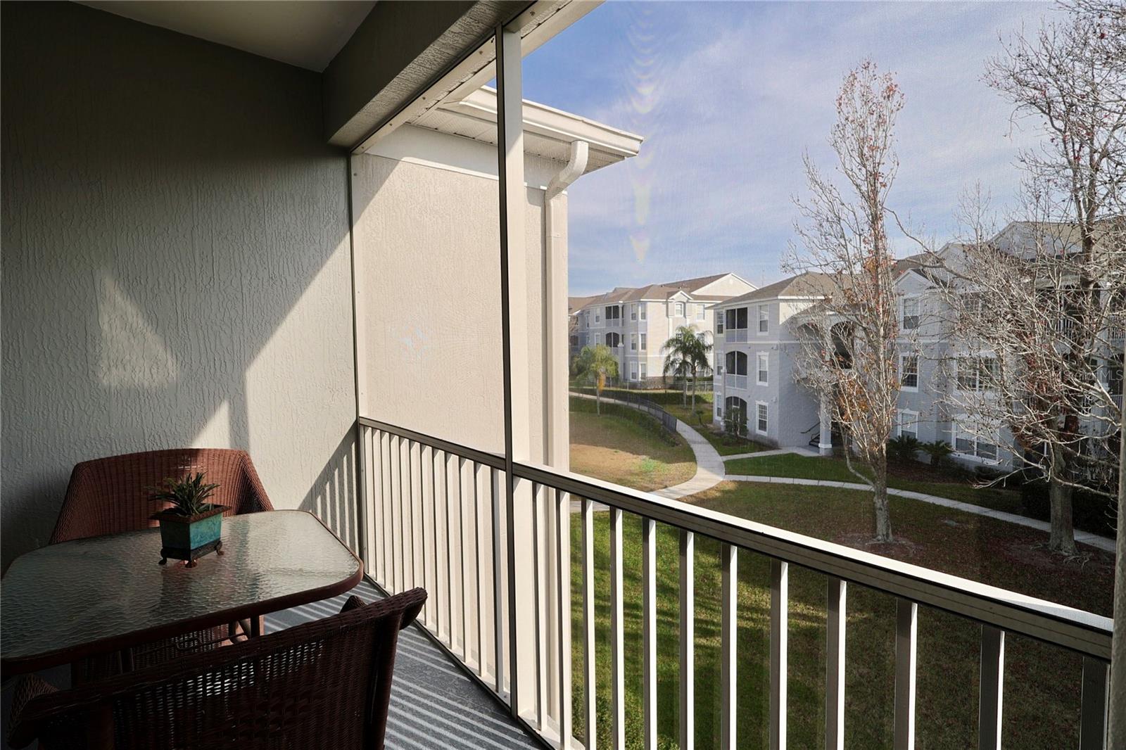 2305 SILVER PALM Dr #304 KISSIMMEE, FL 34747