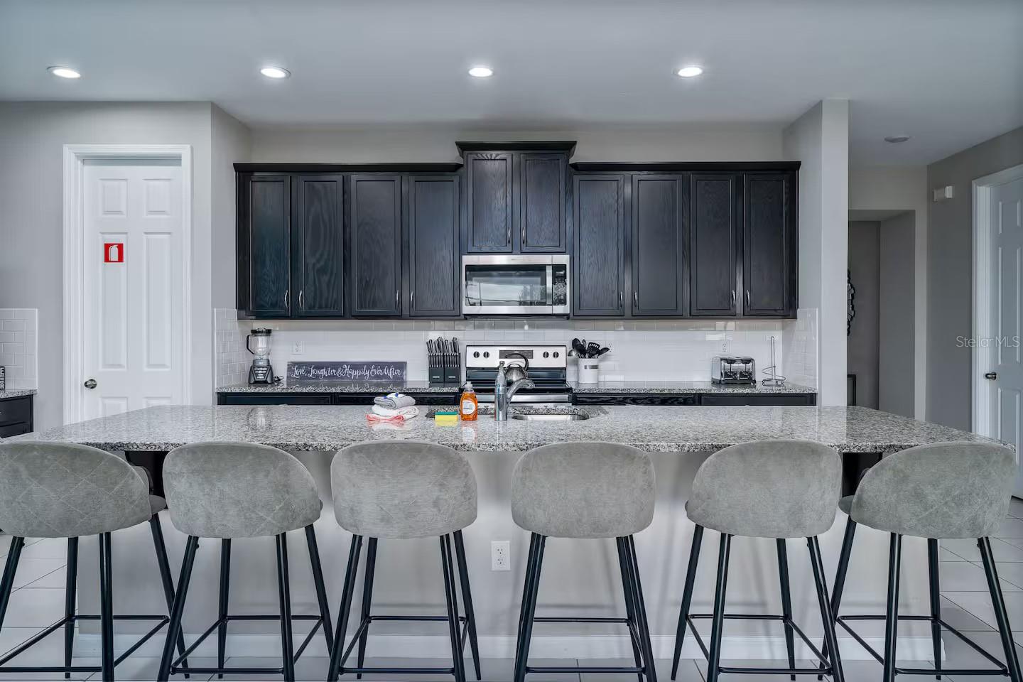 1568 NASSAU Pt Trl KISSIMMEE, FL 34747