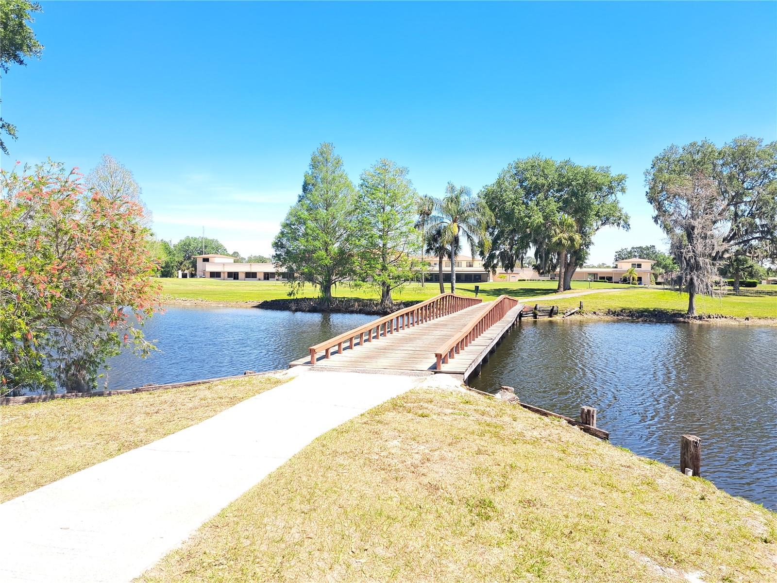 5 EL DORADO Dr INDIAN LAKE ESTATES, FL 33855