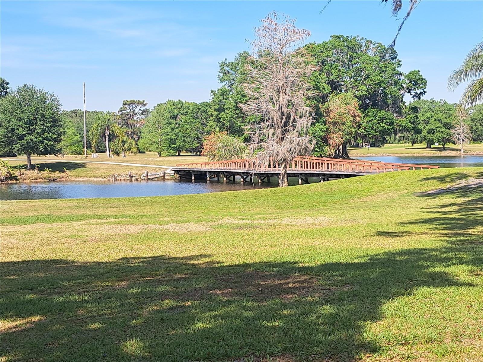 5 EL DORADO Dr INDIAN LAKE ESTATES, FL 33855