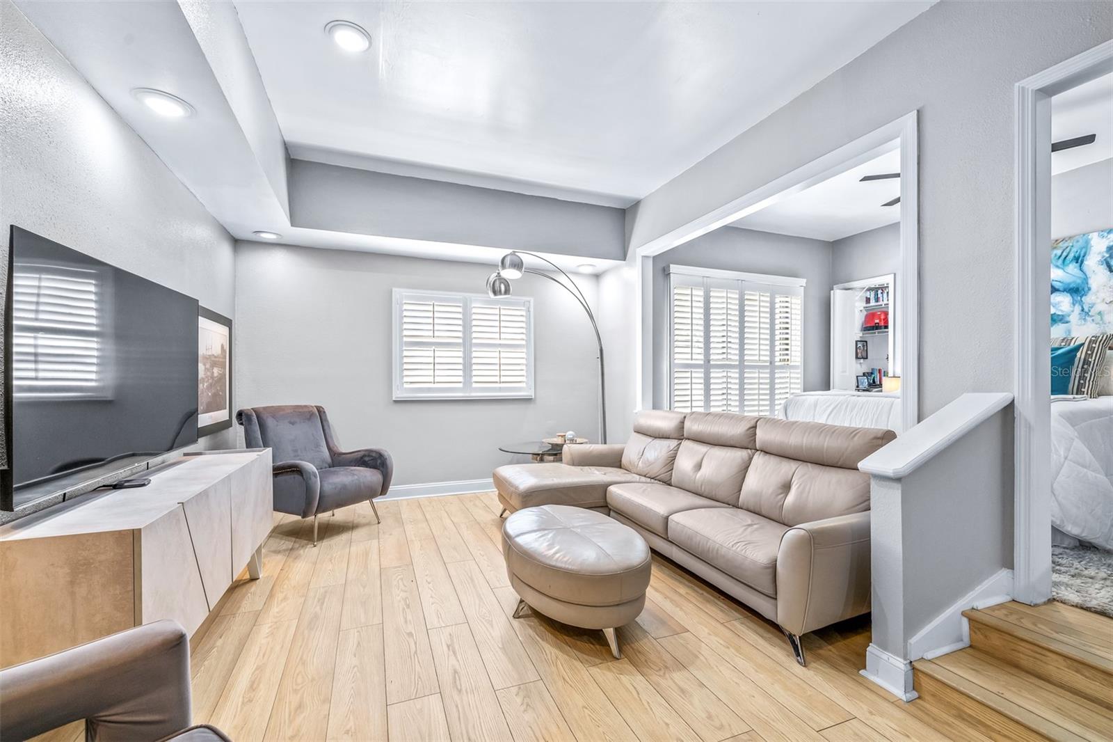 4405 W FAIR OAKS Ave #11 TAMPA, FL 33611