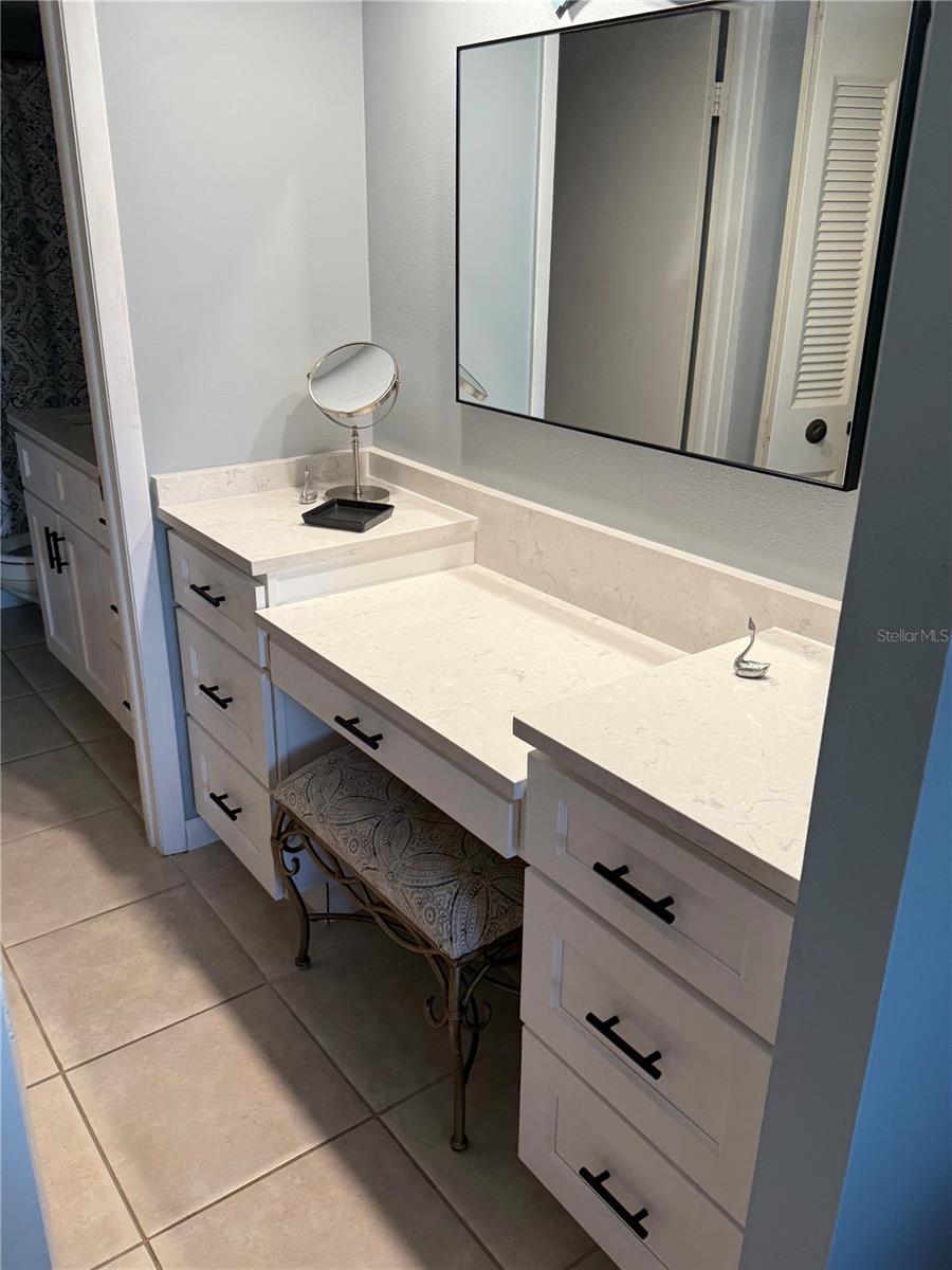 7600 BAYSHORE Dr #205 TREASURE ISLAND, FL 33706