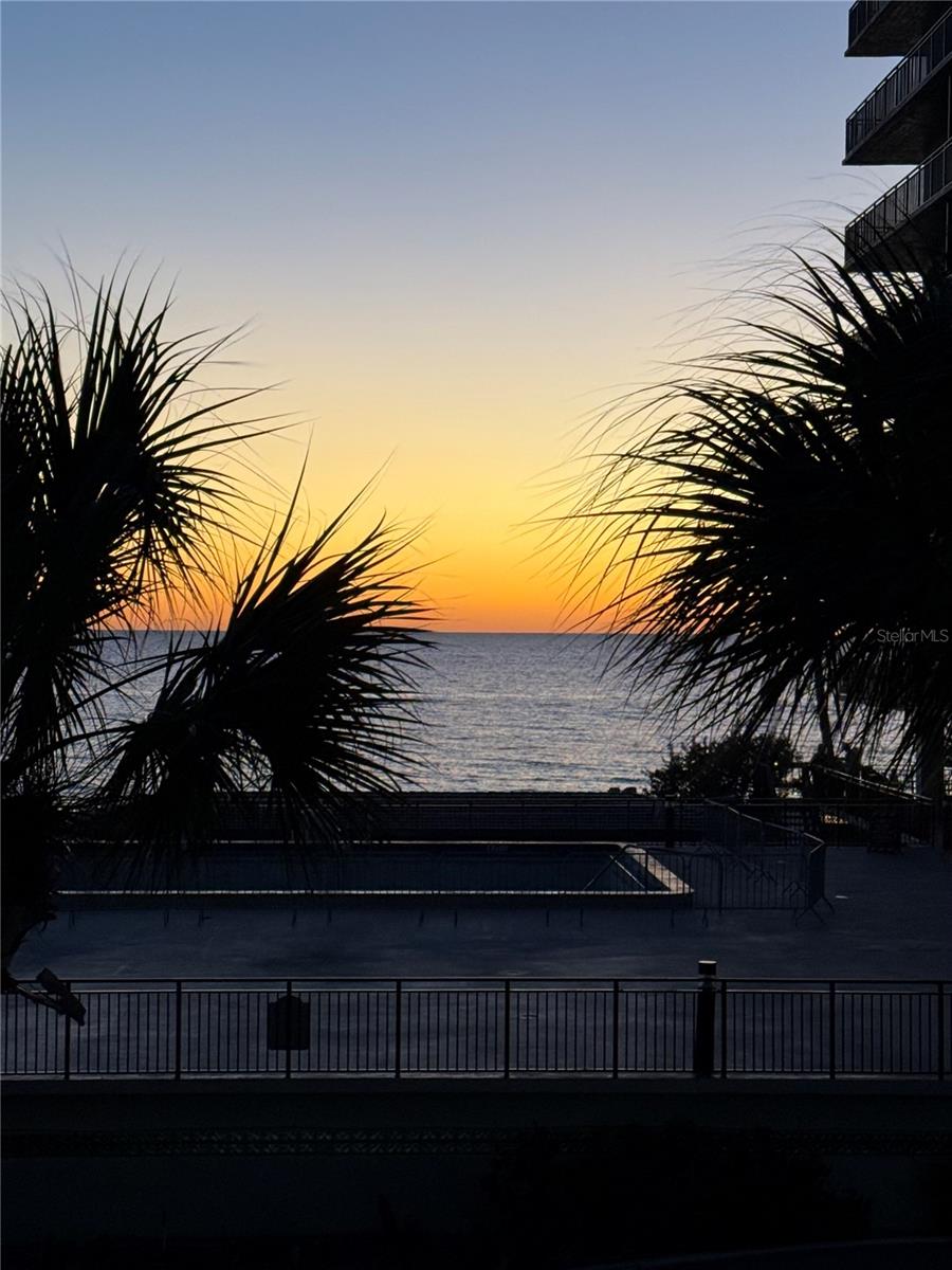 7600 BAYSHORE Dr #205 TREASURE ISLAND, FL 33706