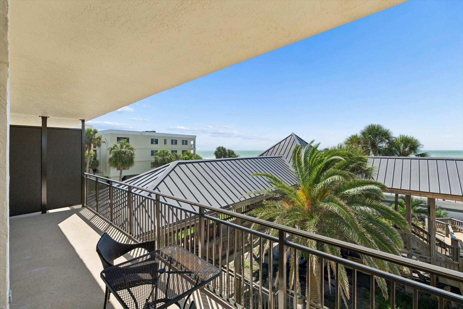 7600 BAYSHORE Dr #205 TREASURE ISLAND, FL 33706