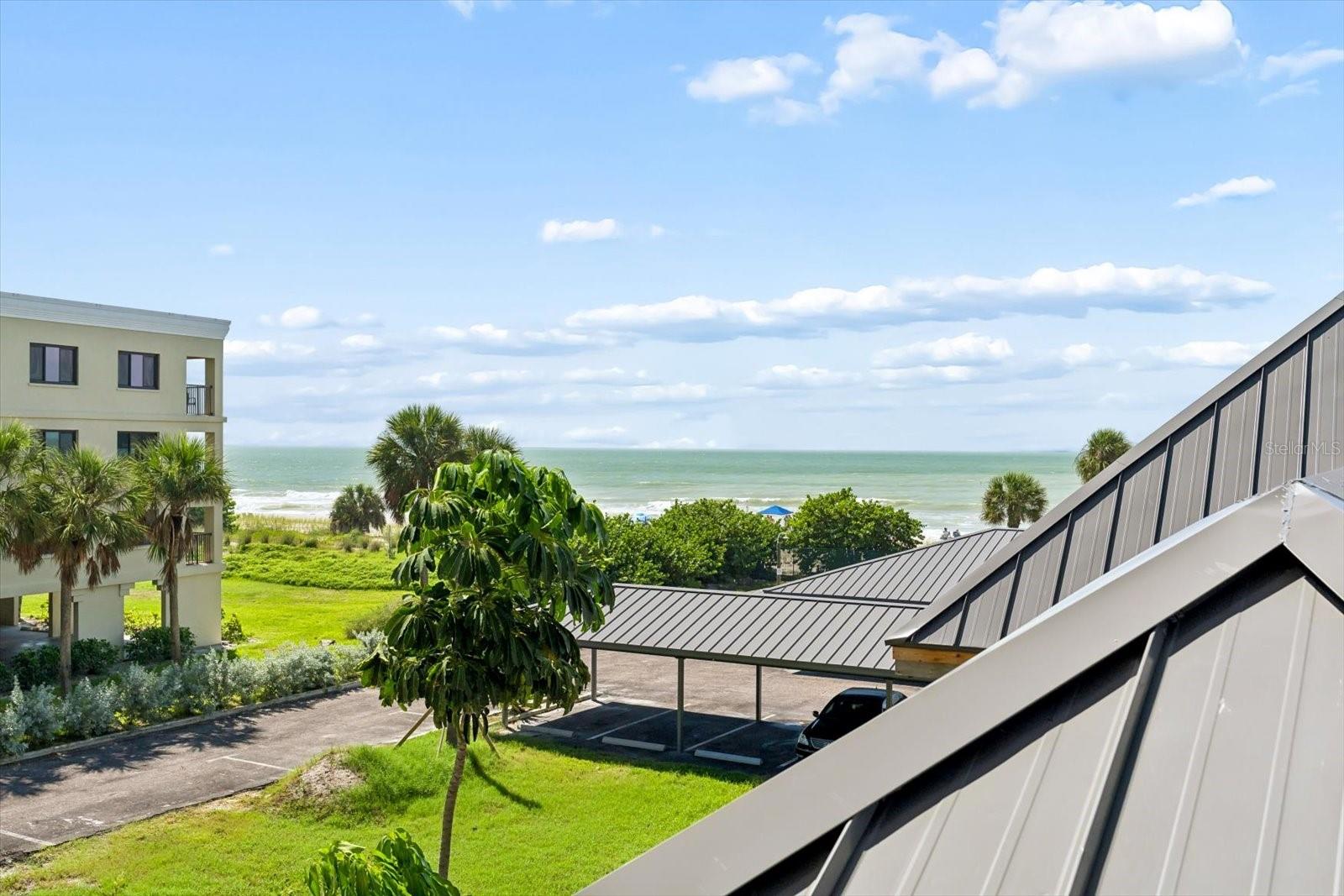 7600 BAYSHORE Dr #205 TREASURE ISLAND, FL 33706