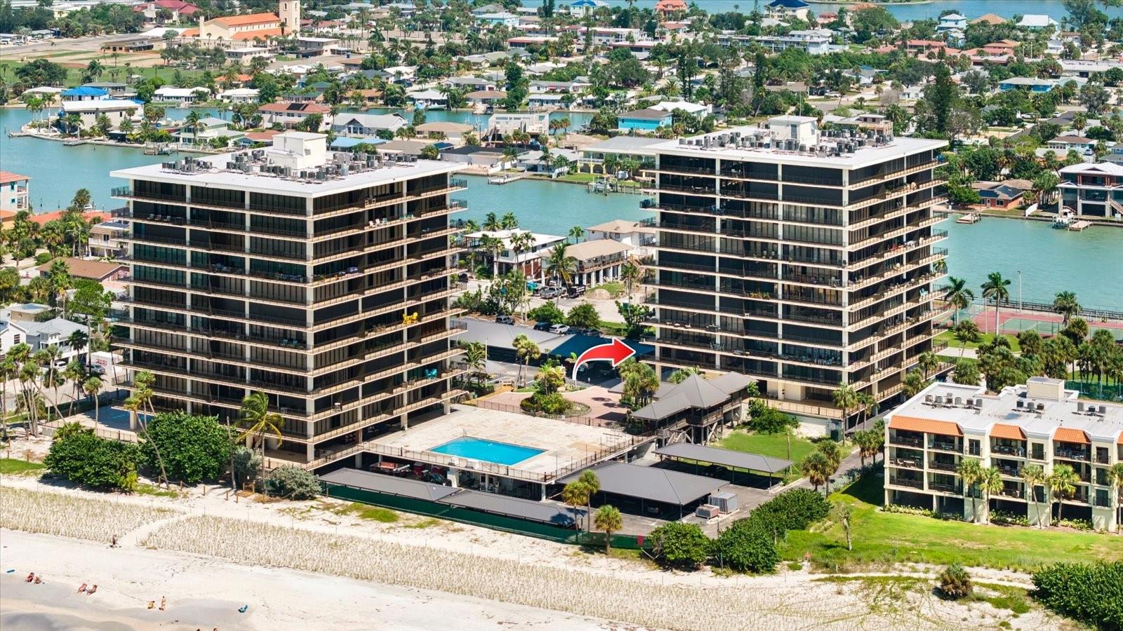 7600 BAYSHORE Dr #205 TREASURE ISLAND, FL 33706