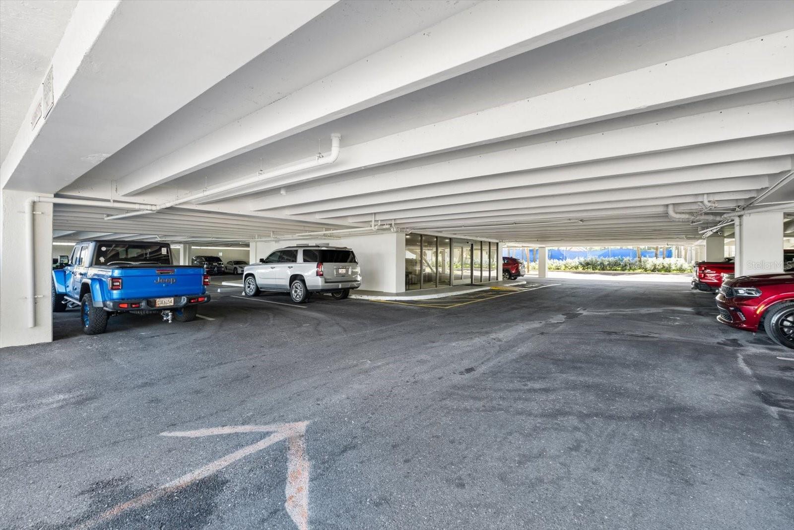 7600 BAYSHORE Dr #205 TREASURE ISLAND, FL 33706