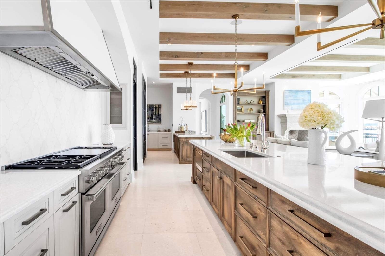 7366 Pt OF ROCKS Rd SARASOTA, FL 34242