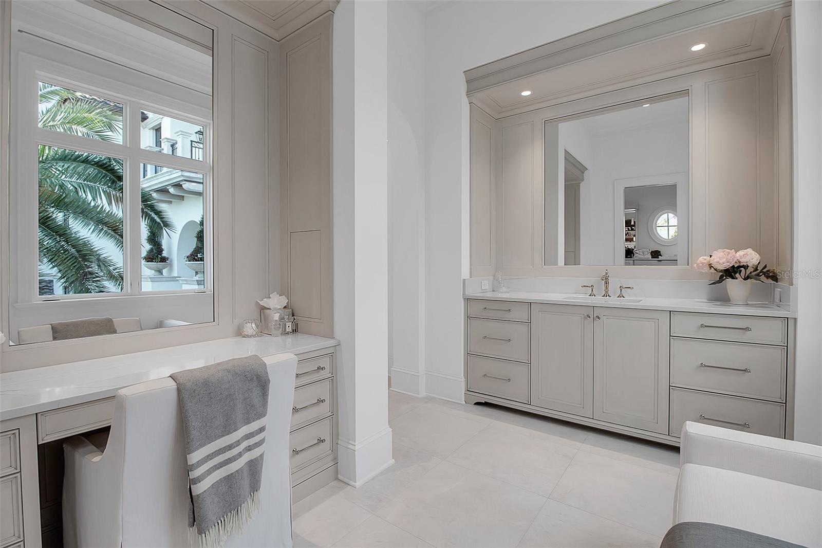 7366 Pt OF ROCKS Rd SARASOTA, FL 34242