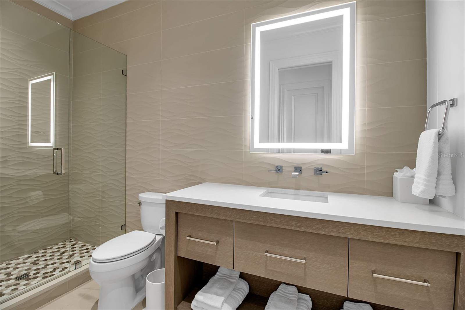 7366 Pt OF ROCKS Rd SARASOTA, FL 34242