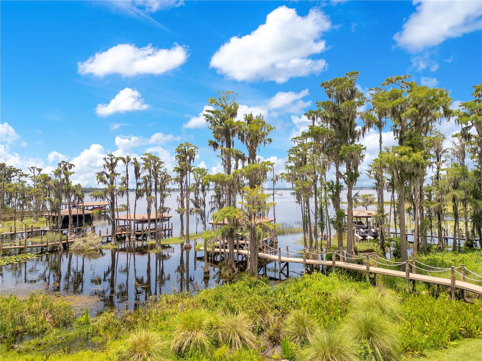 614 Lk Ave ORLANDO, FL 32801