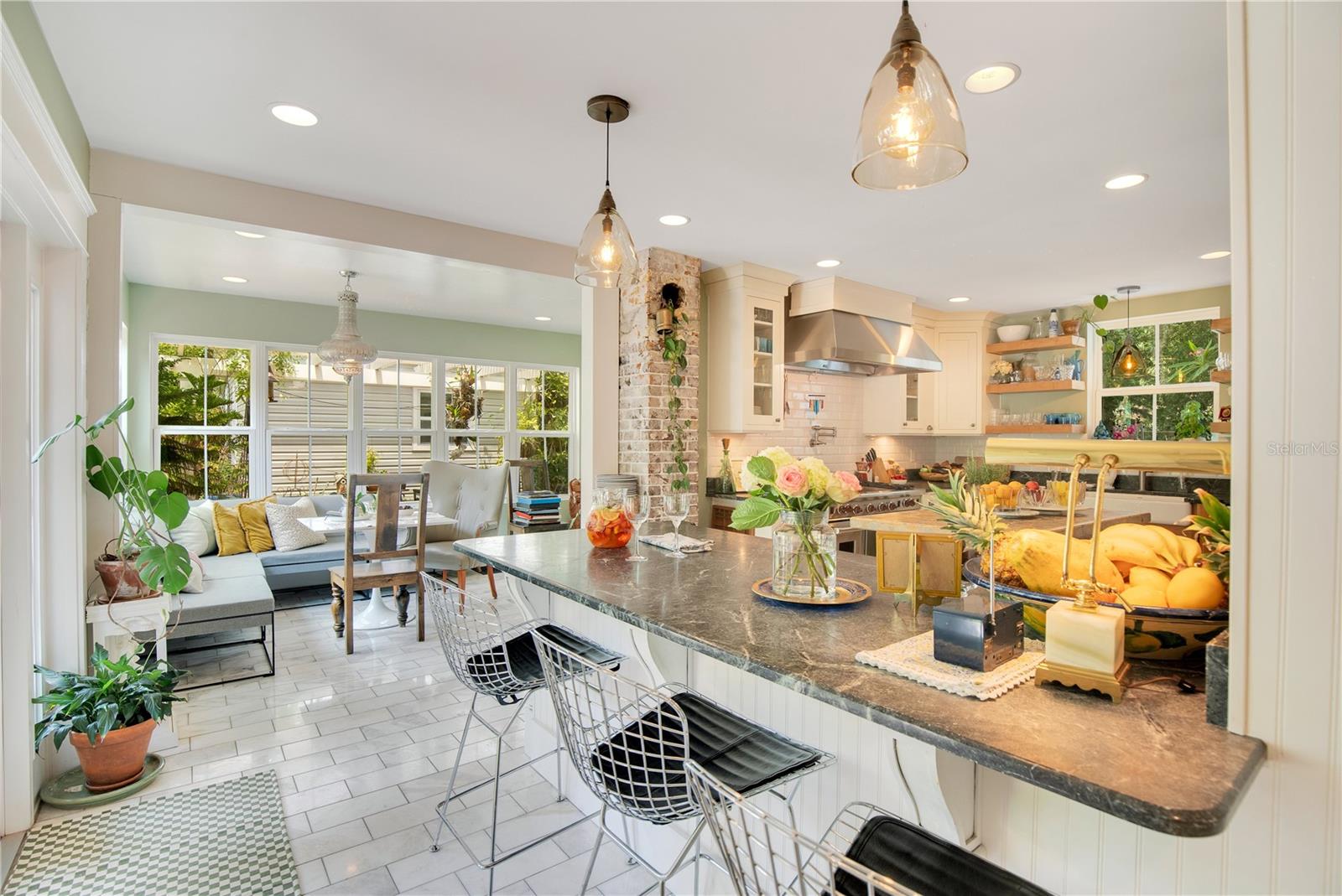 614 Lk Ave ORLANDO, FL 32801