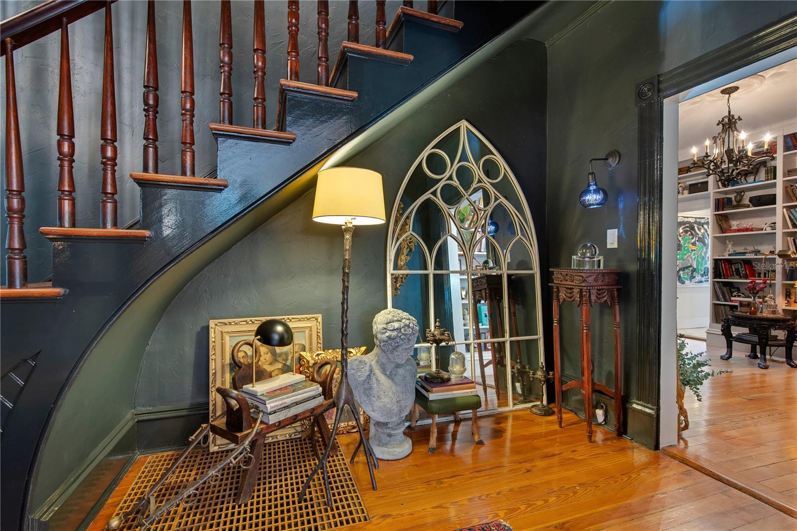 614 Lk Ave ORLANDO, FL 32801