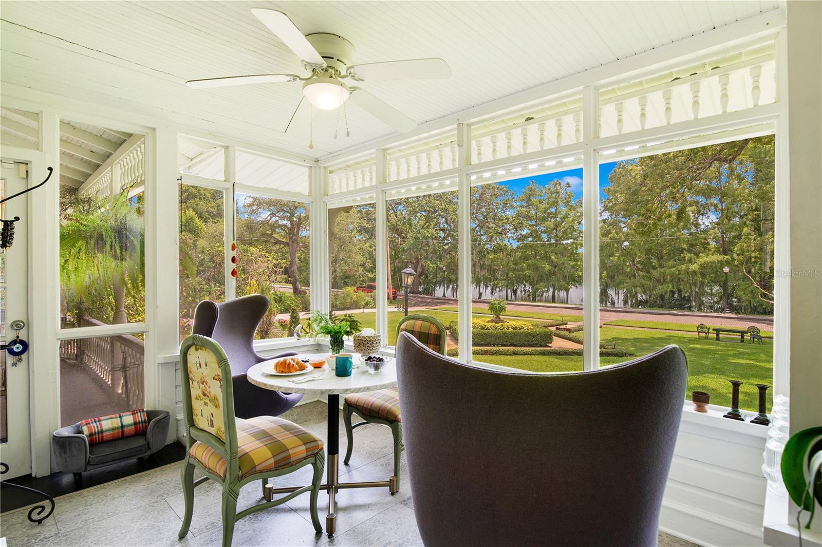 614 Lk Ave ORLANDO, FL 32801